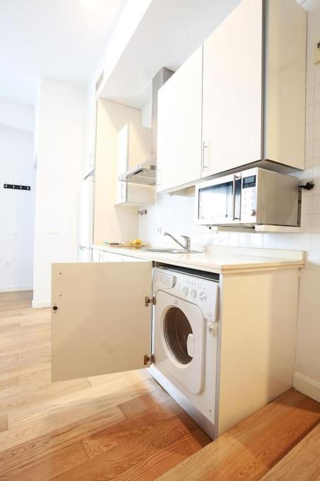 Nuevo Estudio Centro Sevilla. Ac/wifi Castellar 56 Appartement *