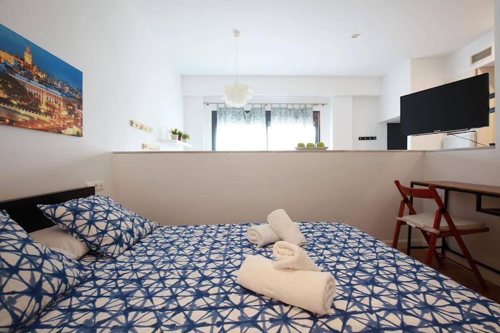 Nuevo Estudio Centro Sevilla. Ac/wifi Castellar 56 *