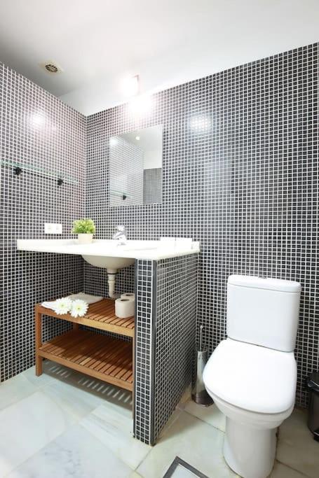 Nuevo Estudio Centro Sevilla. Ac/wifi Castellar 56 Appartement Séville
