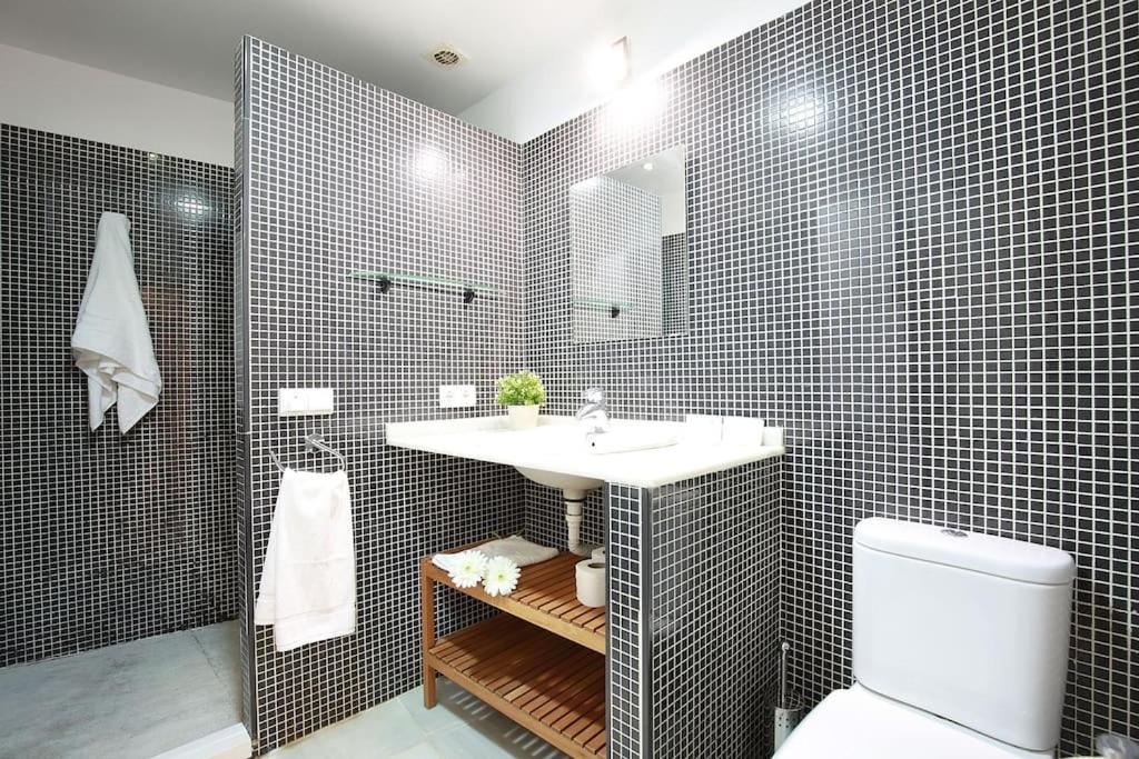 Nuevo Estudio Centro Sevilla. Ac/wifi Castellar 56 * Séville
